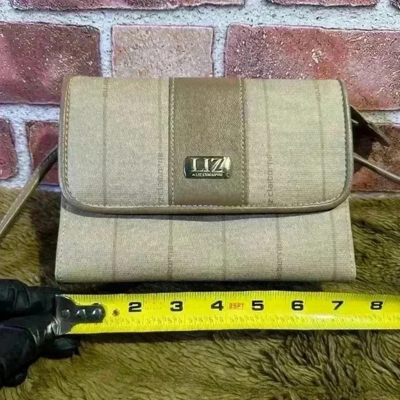 Vintage Liz Clairborne Crossbody Phone Wallet Organizer - Picture 9 of 16
